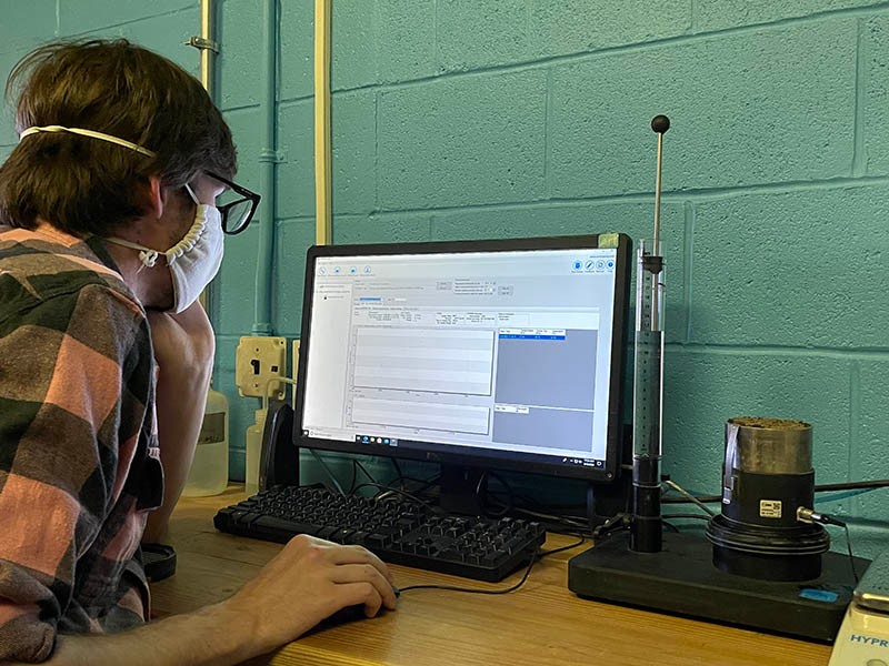 Measuring soil water characteristic curves and saturated hydraulic conductivity Measuring soil water characteristic curves and saturated hydraulic conductivity