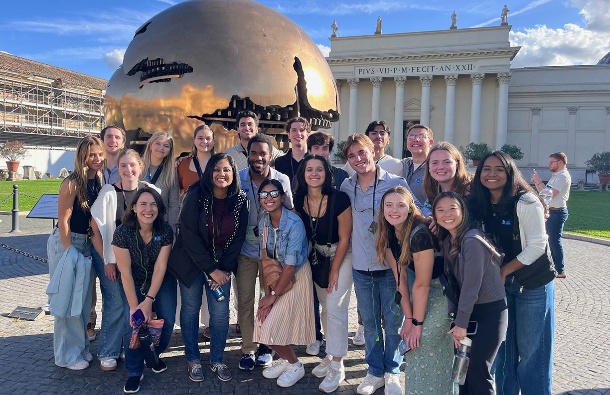 Students and faculty at the Synod in October 2024.