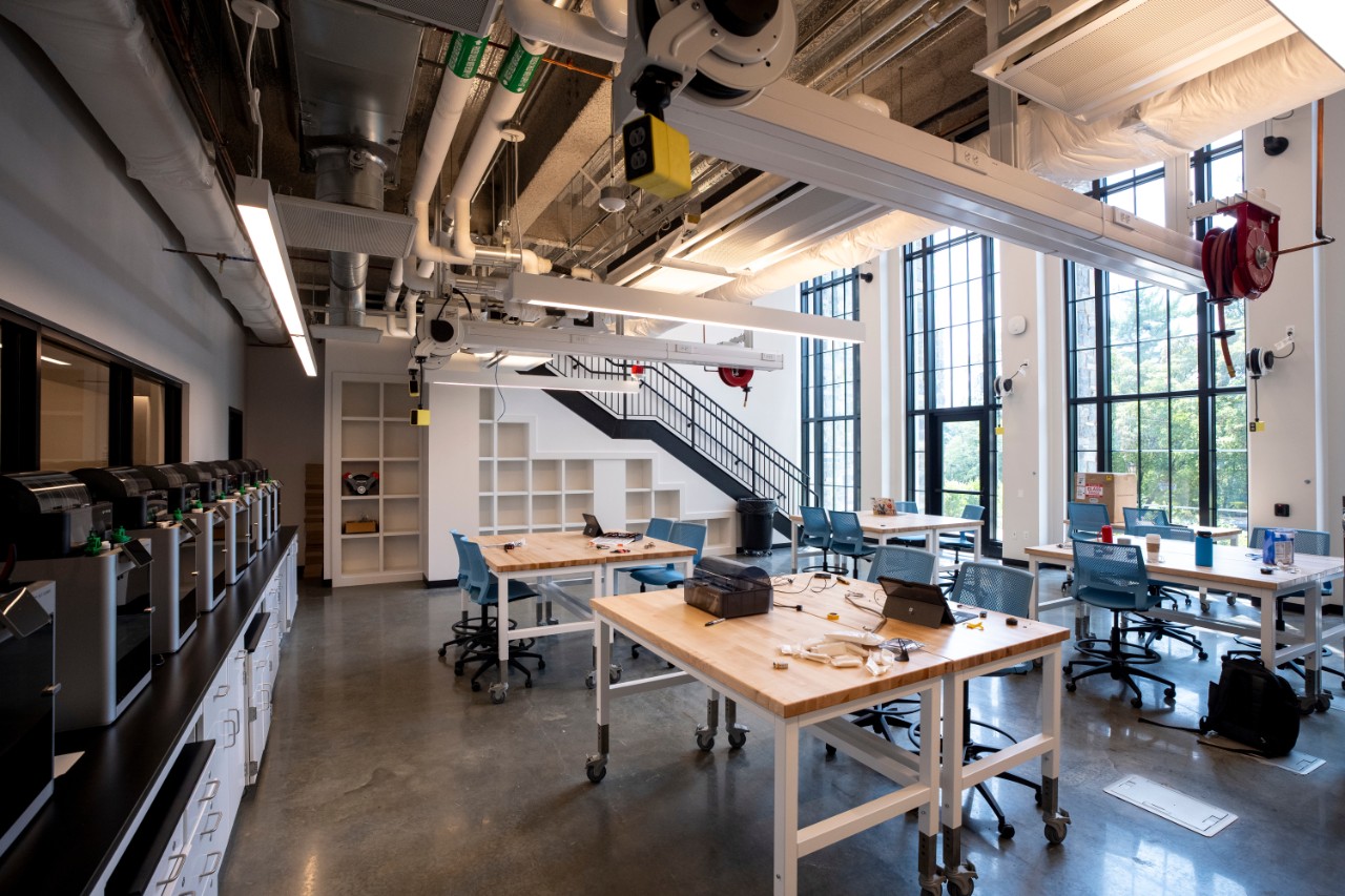 Interior photo of Drosdick Hall labratory space